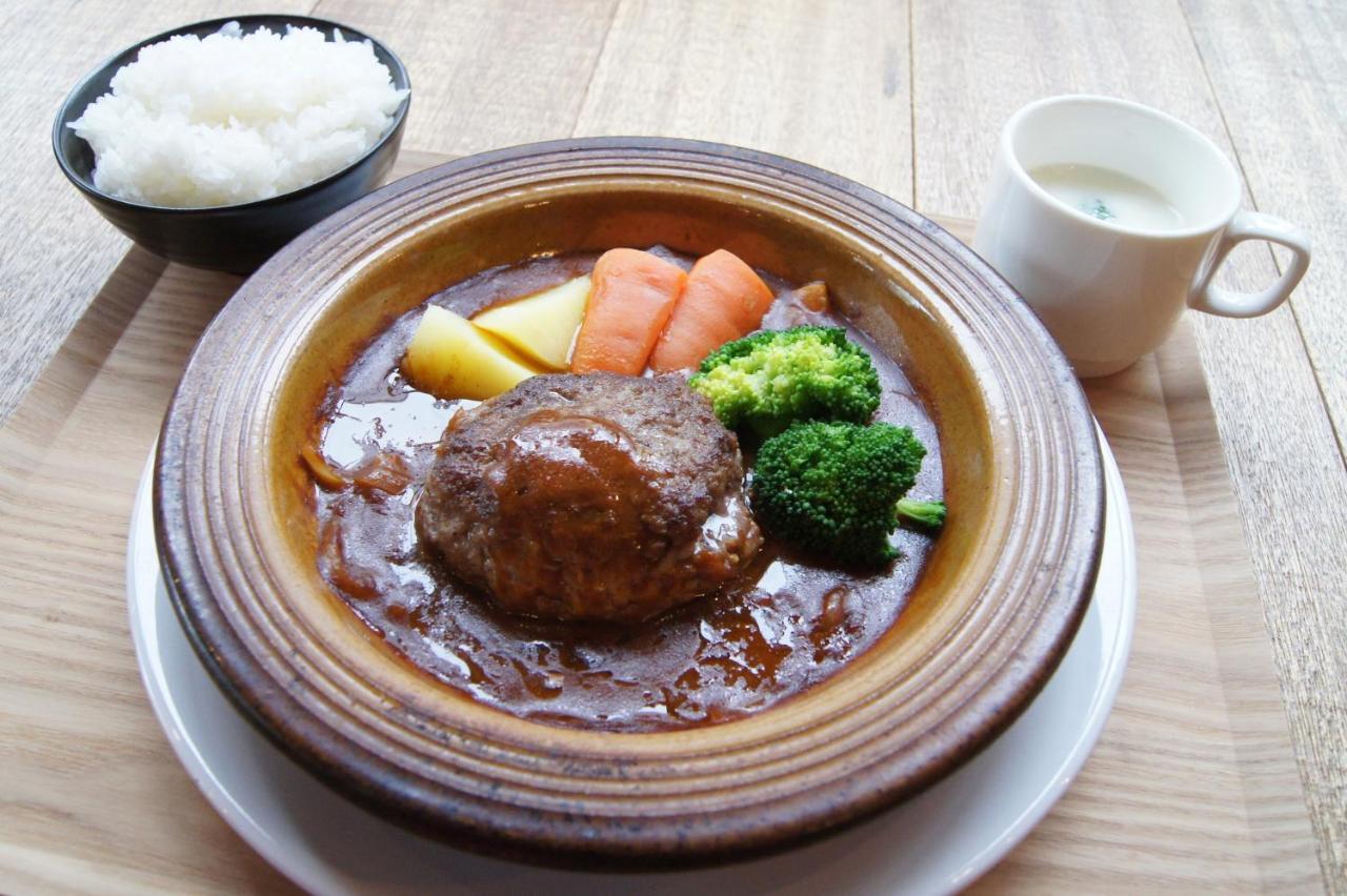 Lodger Hostel And Restaurant Matsusaka Exterior photo